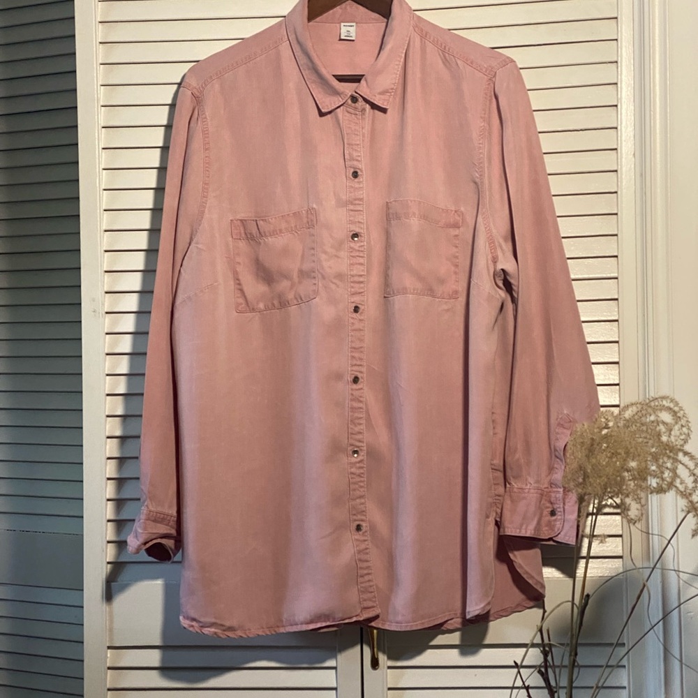 Old Navy Pink Button Down Shirt